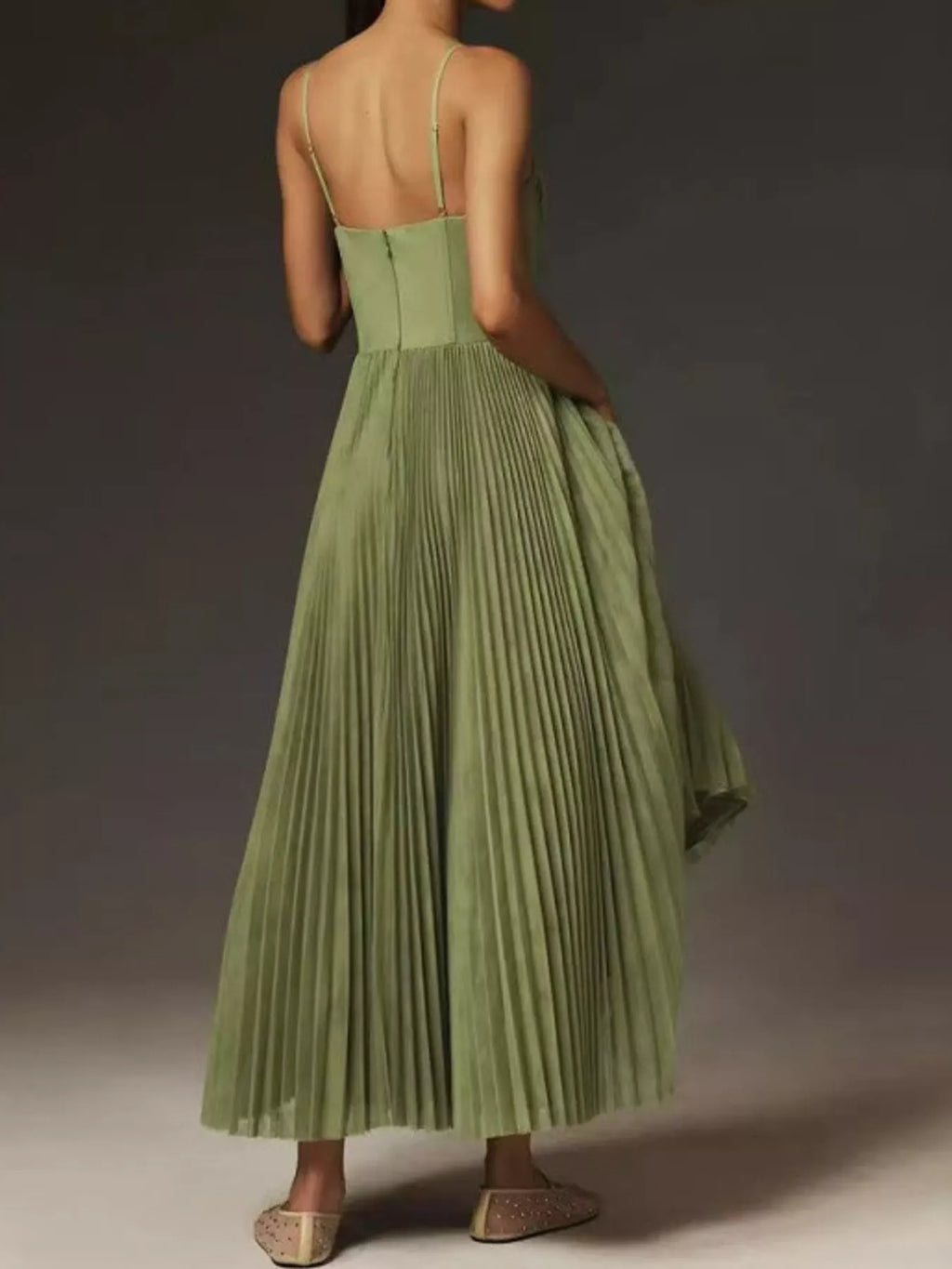 Saoirse Pleated Sweetheart Midi Dress in Green, on model