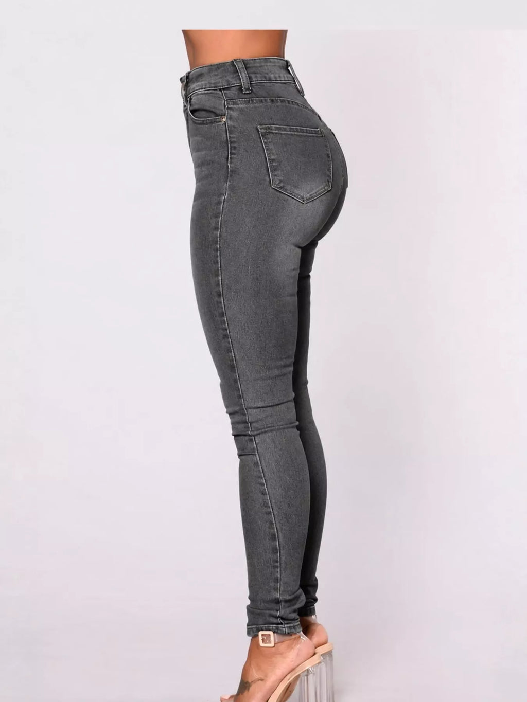 Yvette High-Waisted Skinny Jeans in Gray, on model