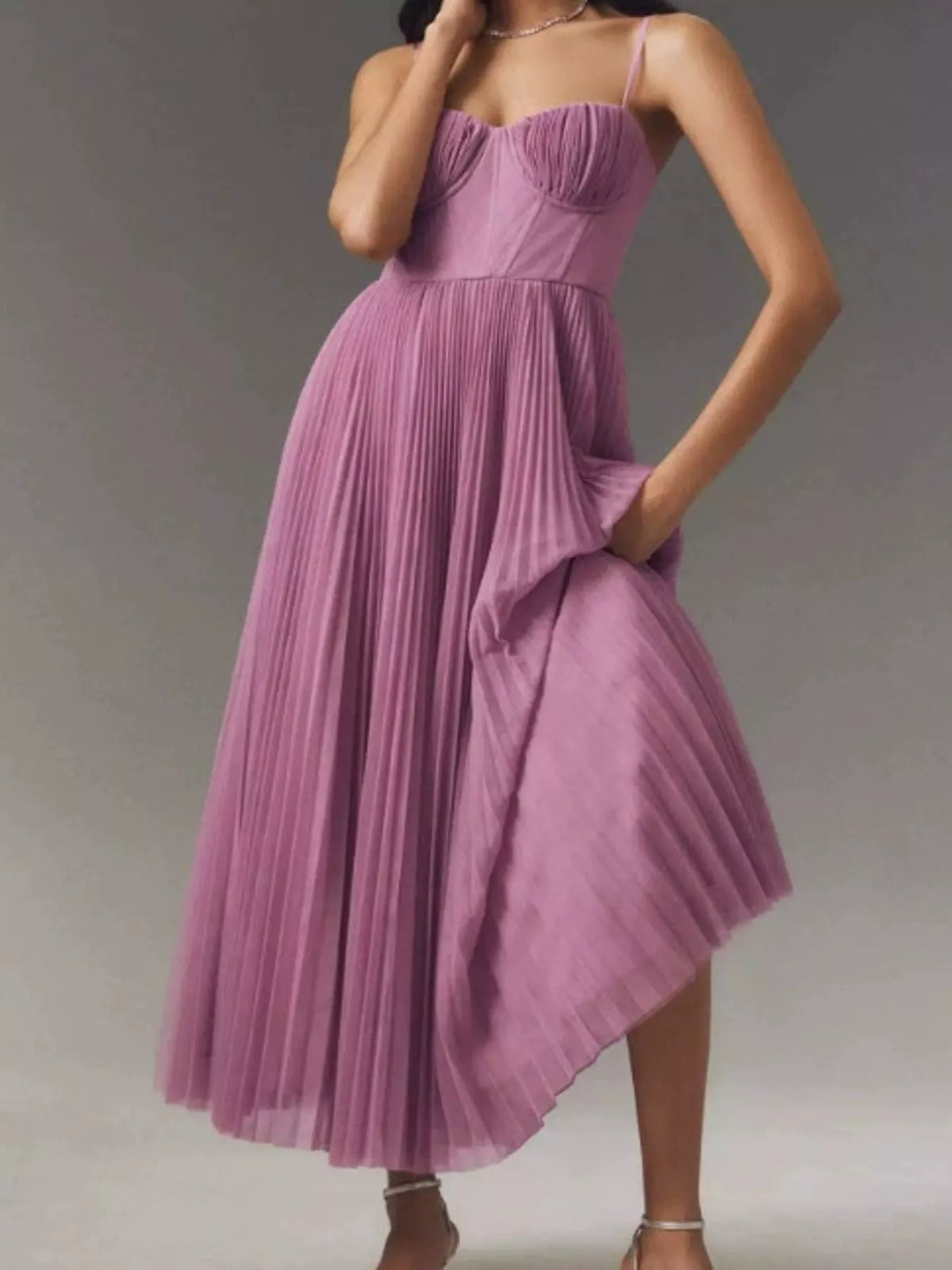 Saoirse Pleated Sweetheart Midi Dress in Light Purple, on model