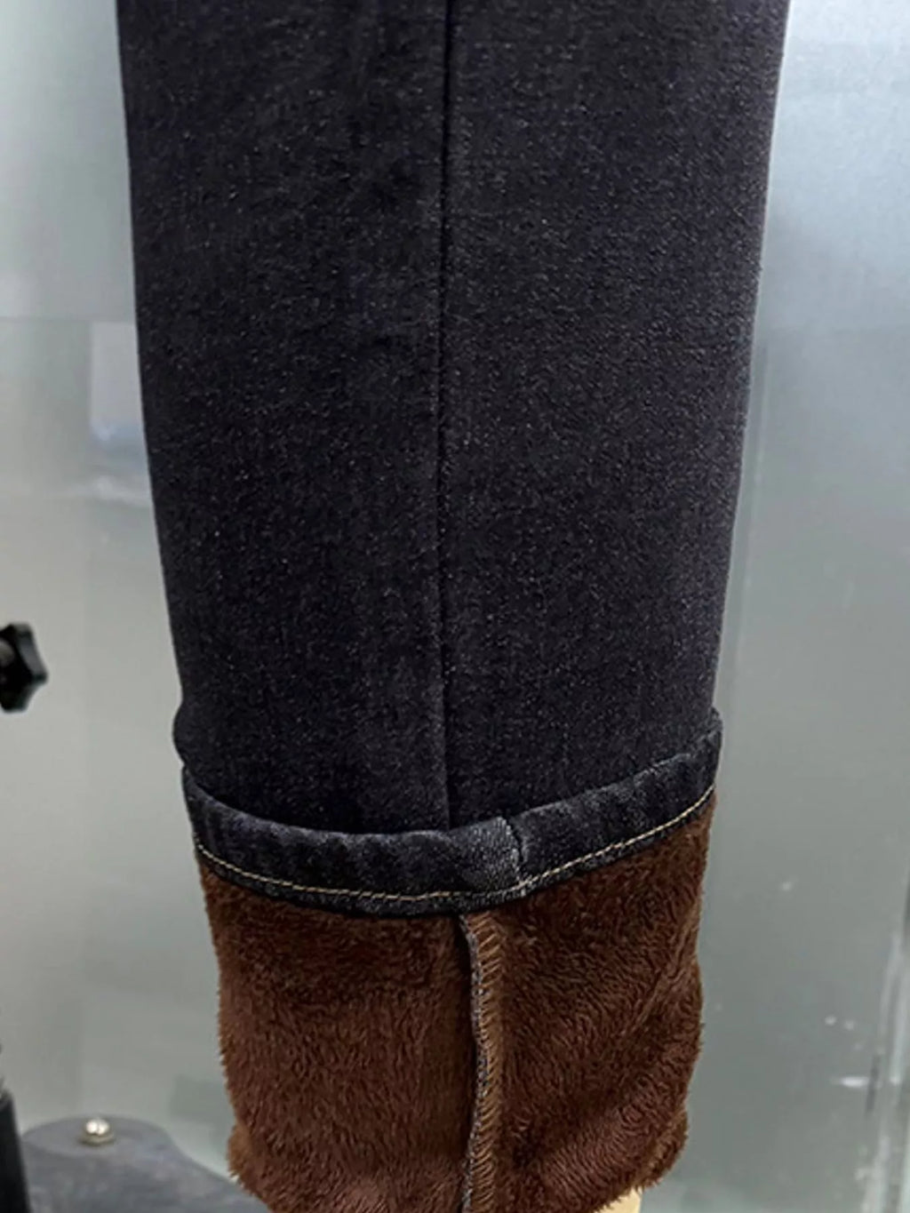 Willa Fleece-Lined Skinny Jeans in Black Gray, close-up detail