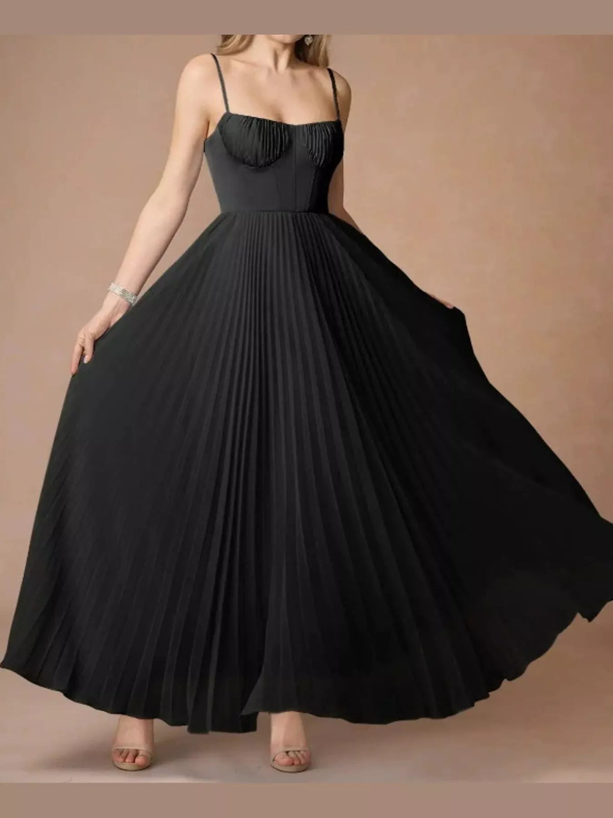Saoirse Pleated Sweetheart Midi Dress in Black, on model